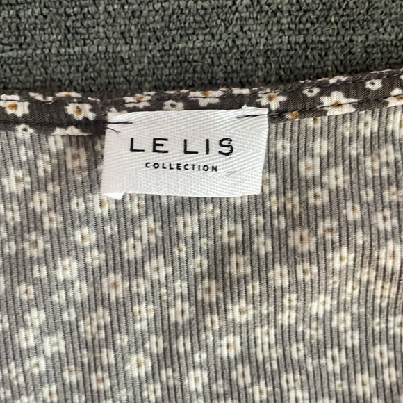 Floral long sleeved open back body suit - Picture 3 of 6